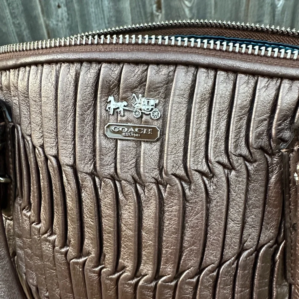 Coach Madison Small Bag EUC - Picture 9 of 12